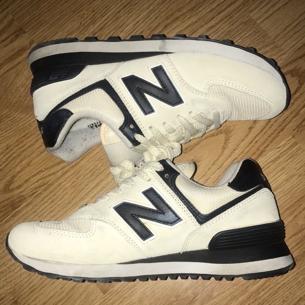 NEW BALANCE Classic 574 Cream Sneakers